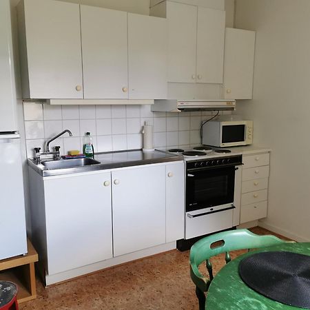 Gamla Skolan Rum & Oevernattning I Spjutstorp Apartman Szoba fotó