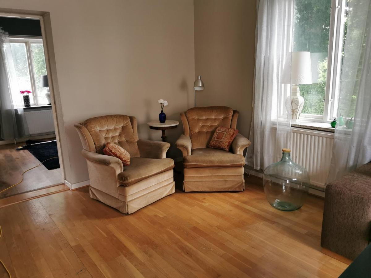 Gamla Skolan Rum & Oevernattning I Spjutstorp Apartman Kültér fotó