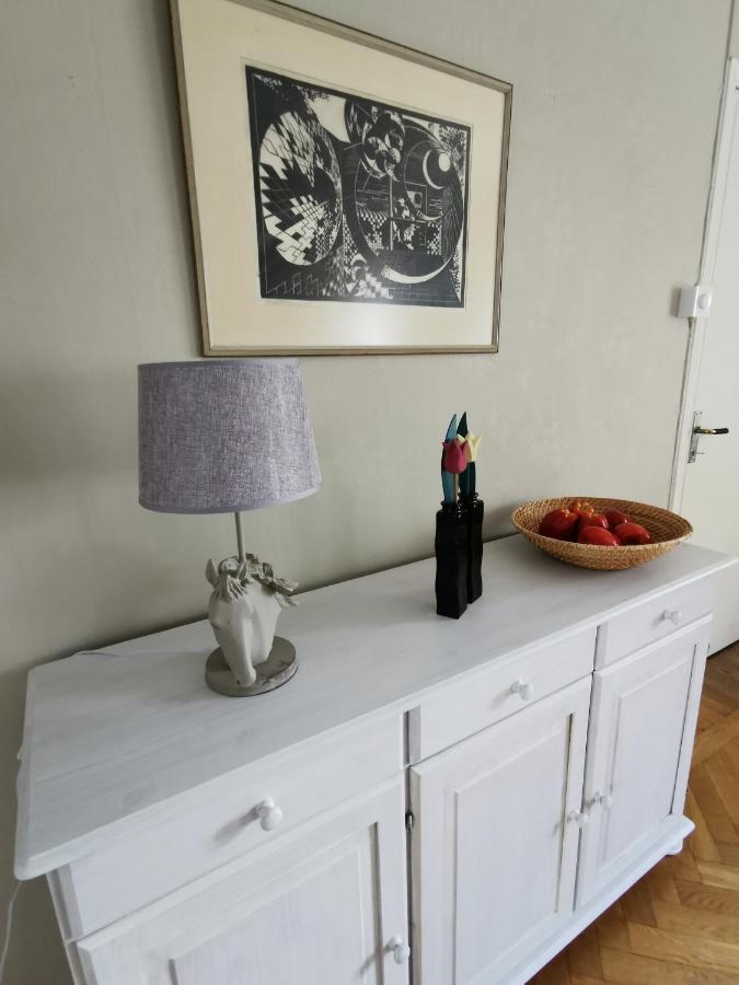 Gamla Skolan Rum & Oevernattning I Spjutstorp Apartman Kültér fotó