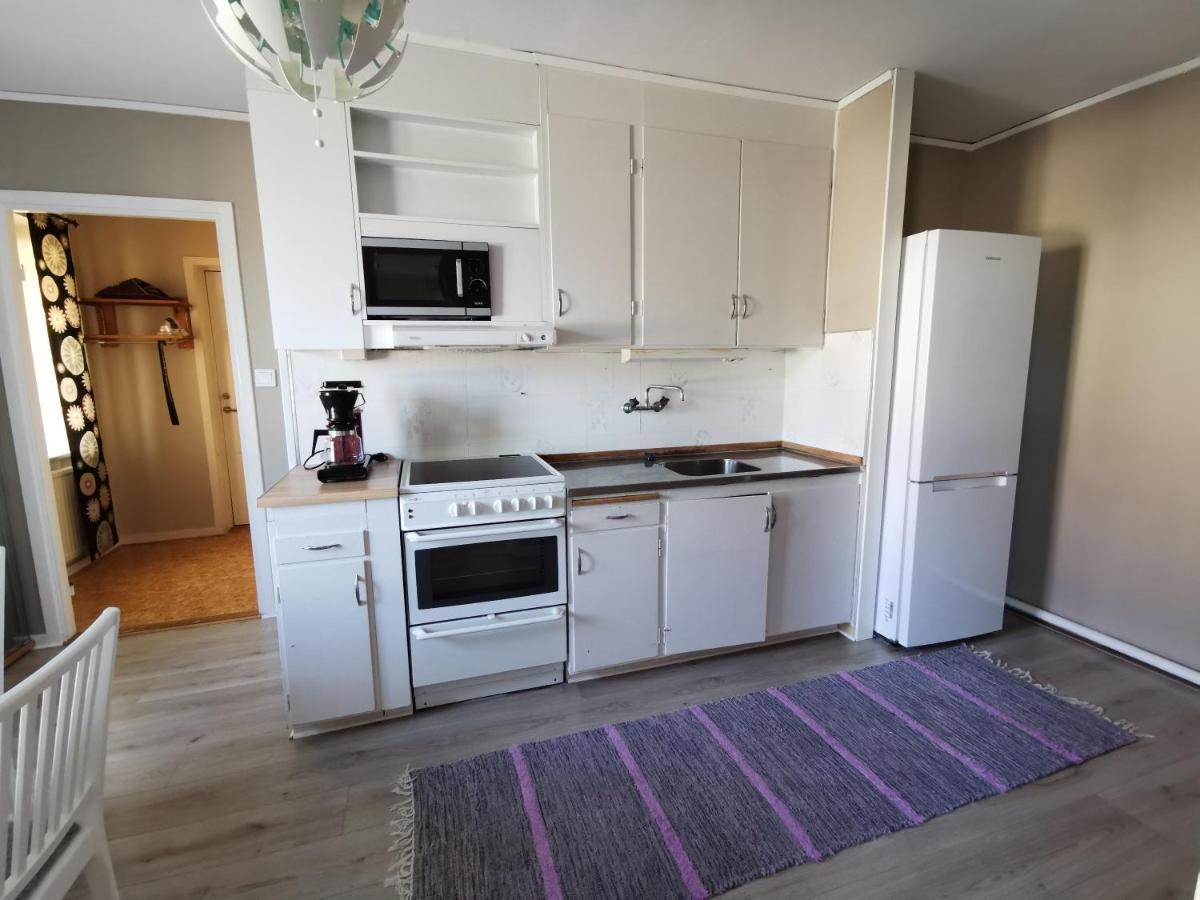 Gamla Skolan Rum & Oevernattning I Spjutstorp Apartman Kültér fotó